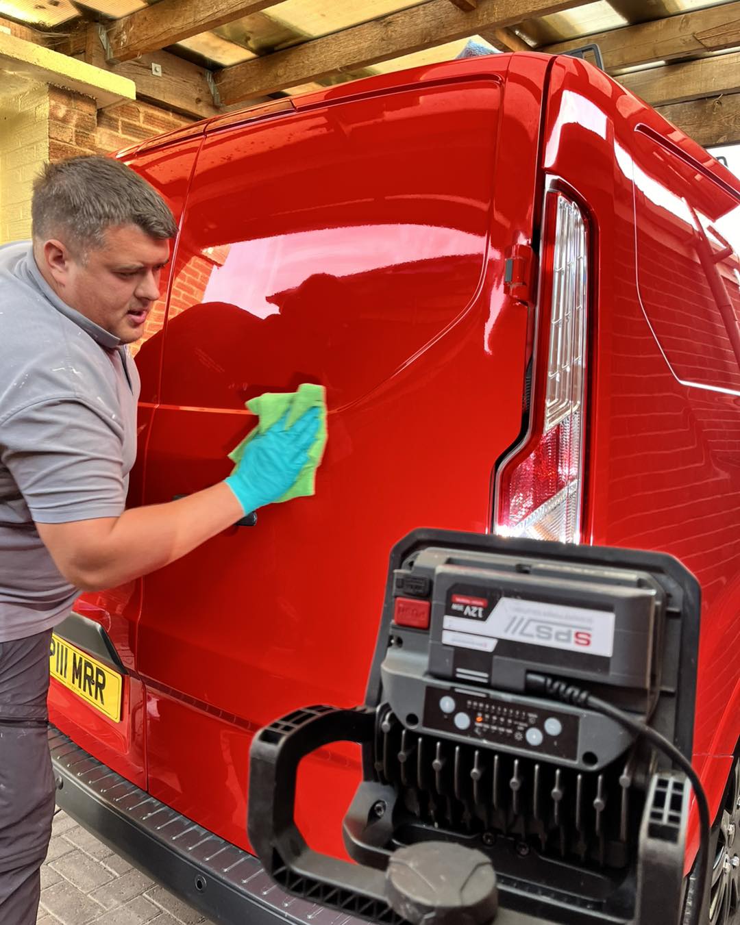 Mobile vehicle valeters in Droitwich and Worcestershire